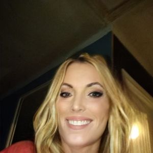 Meet your Posher, Pamela